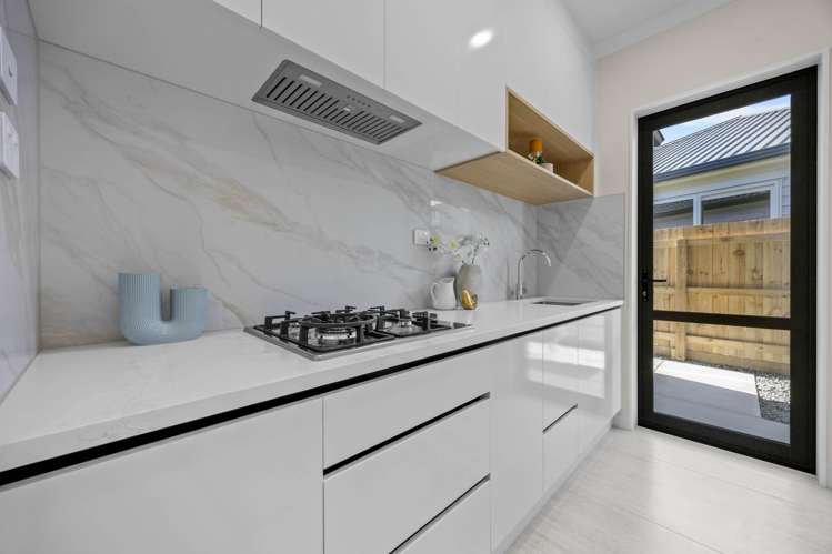 7 Tuwai Crescent Opaheke_6