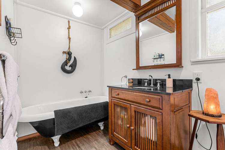 581 Lawrence Road Kaiwaka_16