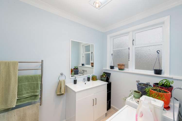 10 Merton Street Trentham_14