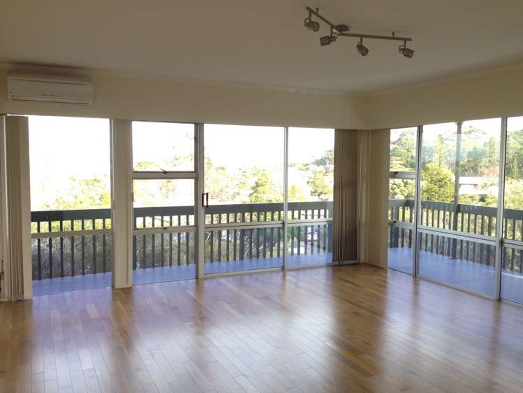 100 Ravenwood Drive Forrest Hill_1