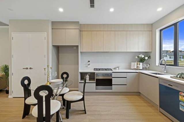 8 Kotiu Place Massey_3