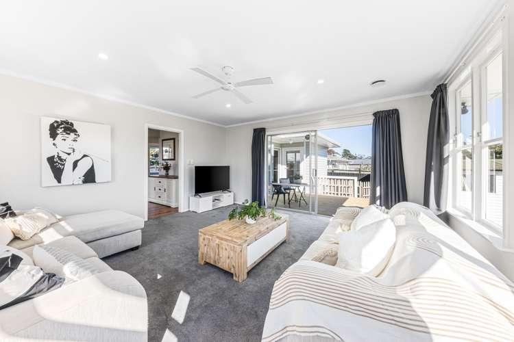 17 Melba Street Beach Haven_13