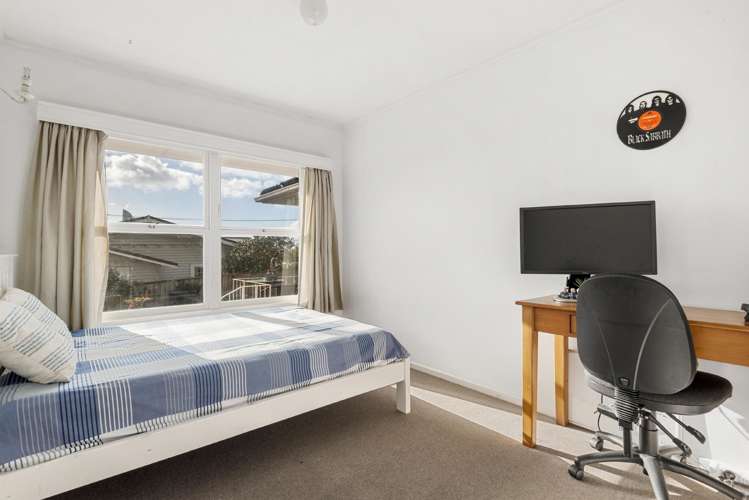 1/6 Stone Street Hauraki_10