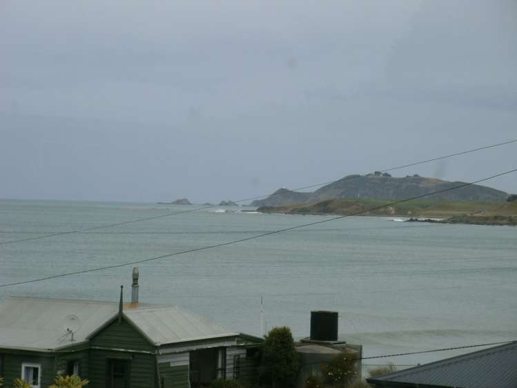 34 Esplanade Kaka Point_3