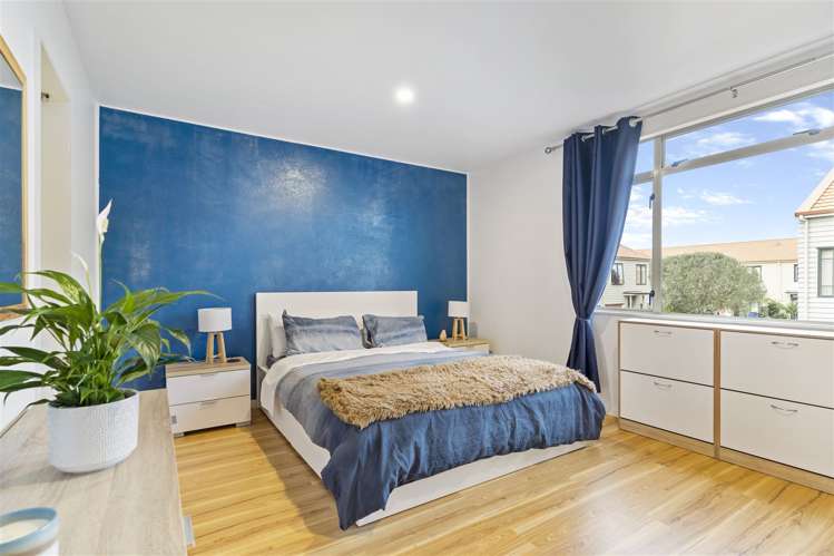 27/14 Ambrico Place New Lynn_5