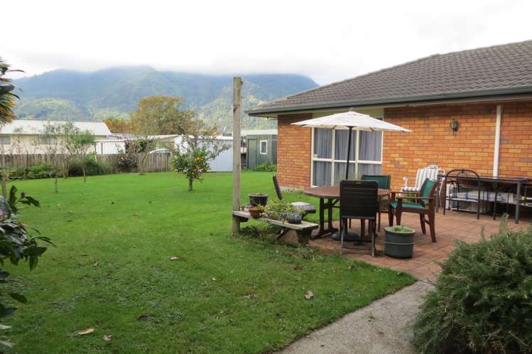 2 Follis Street Te Aroha_19