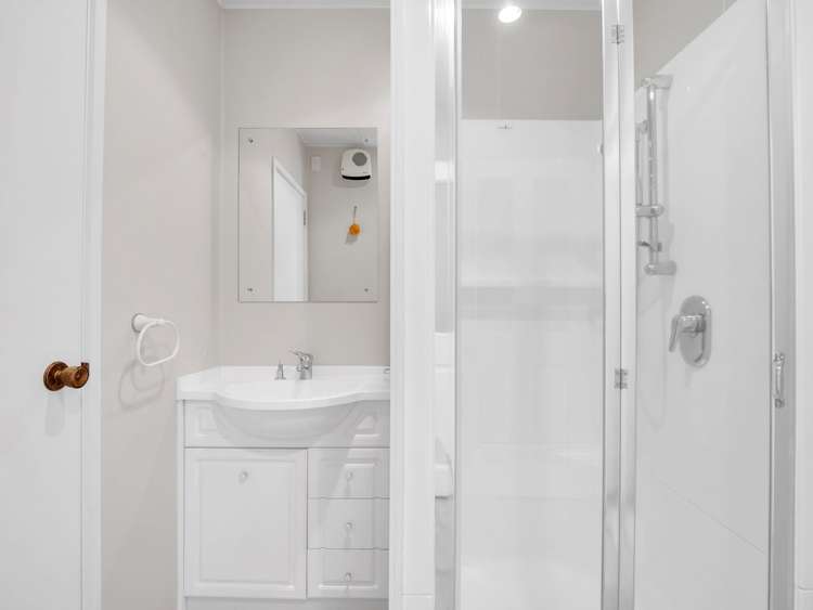 33 Hewitts Road Merivale_11