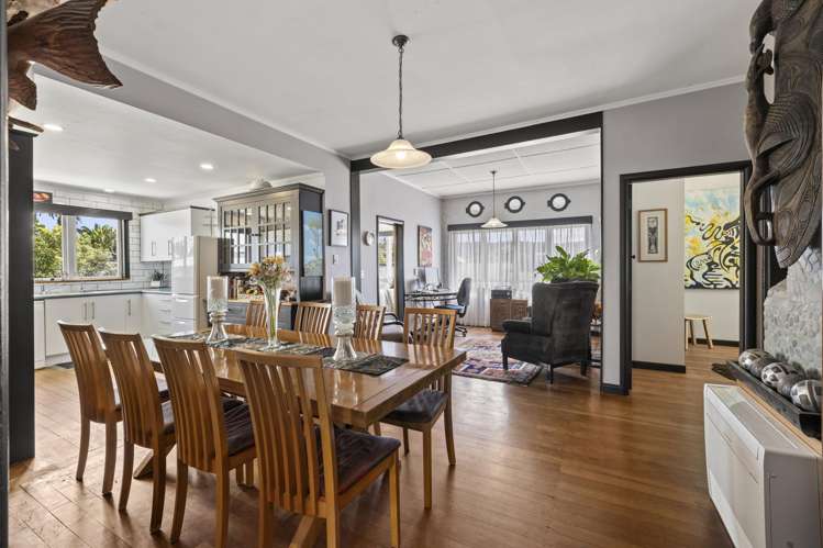 16 James Street Raglan_10