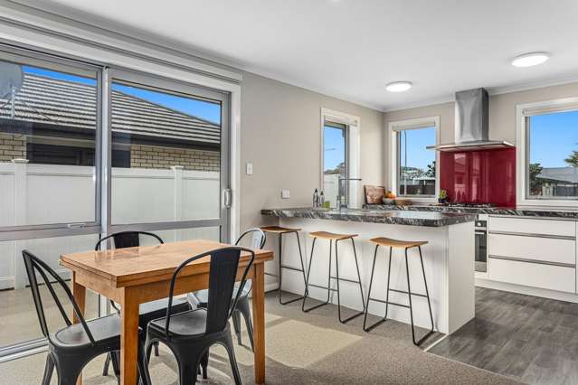 15 Kakariki Drive Coastlands_2