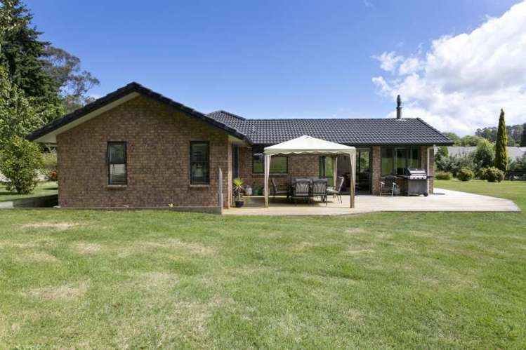 136 Mapara Road Acacia Bay_14