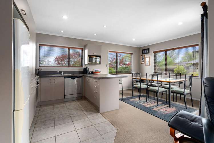 8 Grace Avenue Cambridge_4