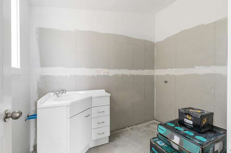 5 Rangiora Crescent Wairakei and Surrounds_11