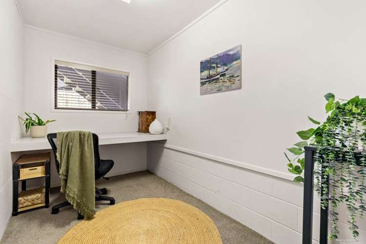 25 Petrel Place Massey_17