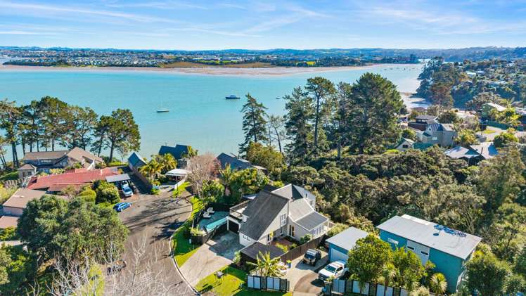 8 Eucalyptus Place Beach Haven_19
