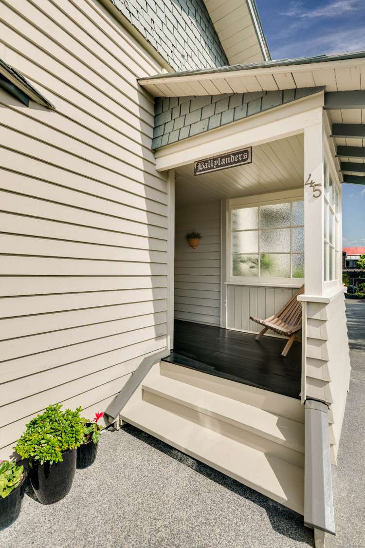 45 Lake Road Devonport_33