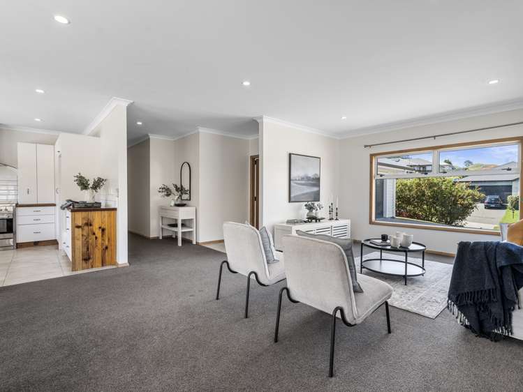 32 Ballintoy Park Drive Welcome Bay_9