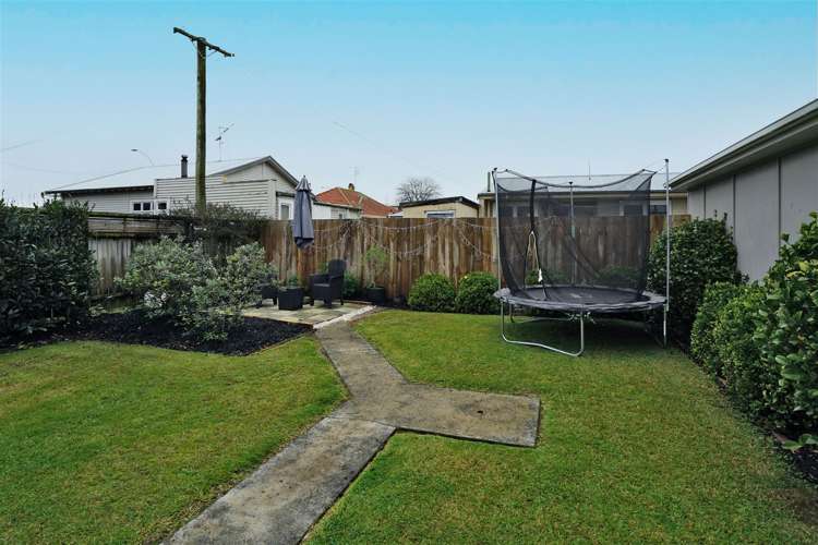 1 Hall Lane Frankton_12