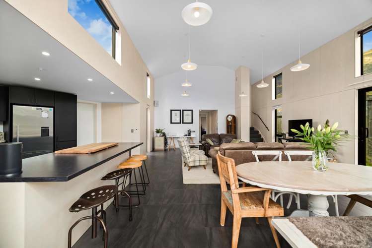 14 Bellamore Street Dalefield/Wakatipu Basin_8