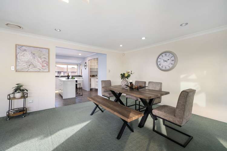 8 Crowden Place Harrowfield_19