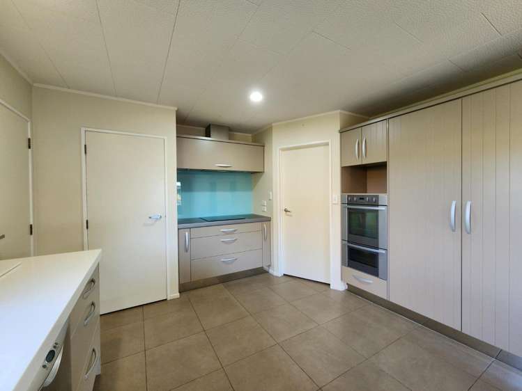 118b Wairau Road Oakura_12