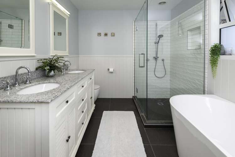 129 Bleakhouse Road Mellons Bay_17
