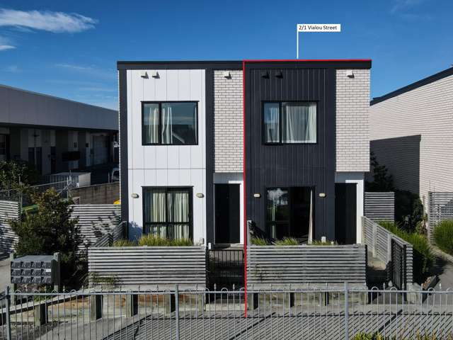 2/1 Vialou Street Hamilton Central_2