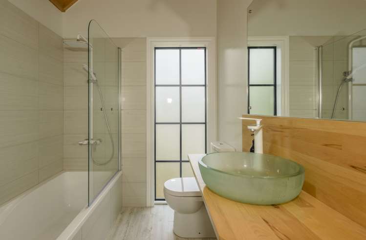 1/71 Jacksons Road Lyttelton_9