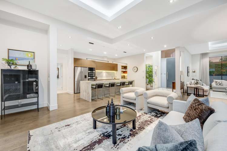 8 Oceania Place Mellons Bay_17