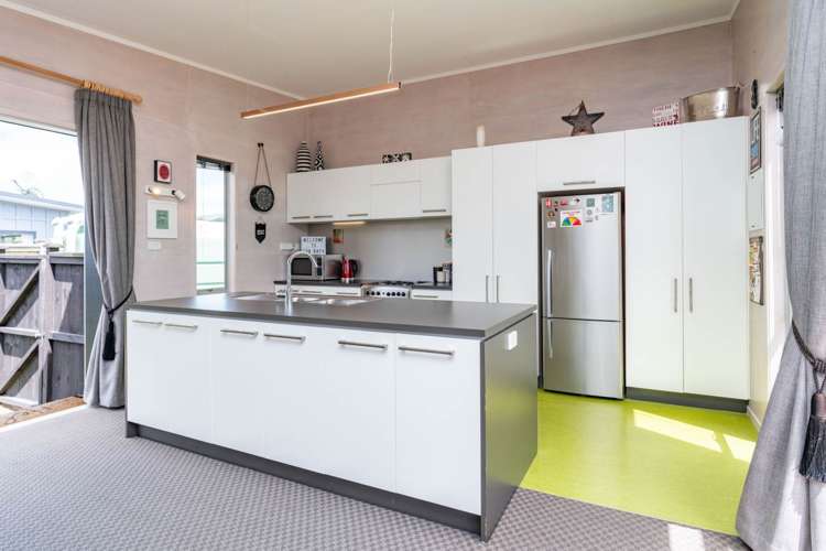 16 Seabreeze Road Mangawhai Heads_8