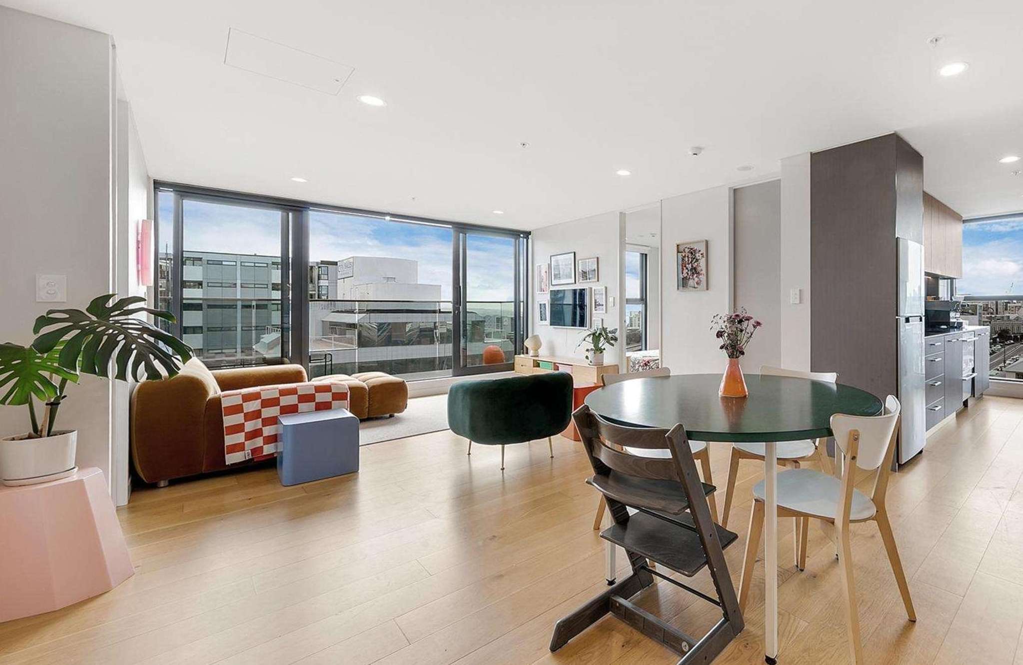Renowned light artist Angus Muir selling his K Road apartment for $1.149m
