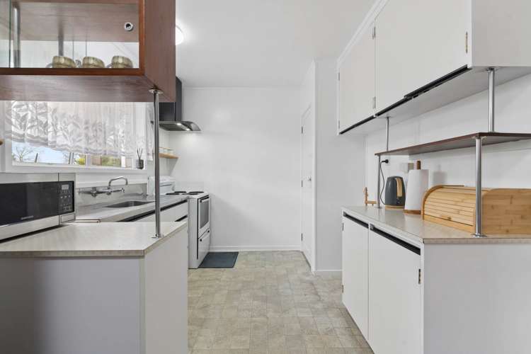 2/88 Tui Road_2
