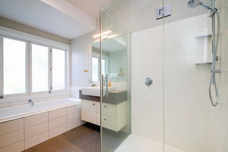 69 Nelson Crescent Napier South_21