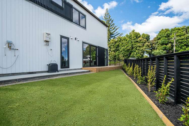 2 Kotiu Place Massey_13