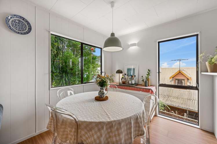 26a Brian Crescent Stanmore Bay_5