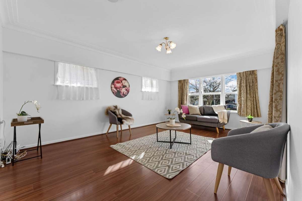 1/111 Tui Road_2