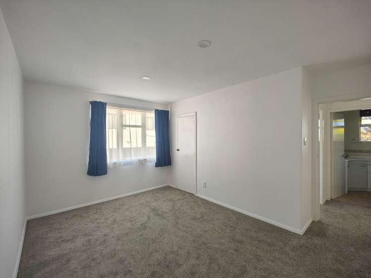 8 Revel Avenue Mount Roskill_8