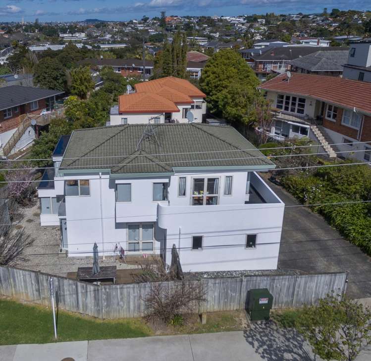 1/2 Raleigh Road Northcote_0