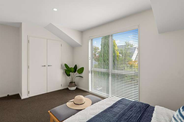 4/160 Rossall Street Merivale_8