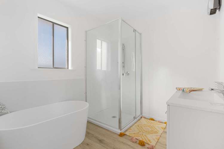 194 Clayton Road Mangakakahi_11