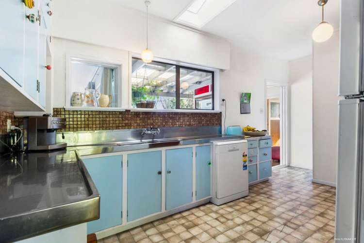 24 James Laurie Street Henderson_8