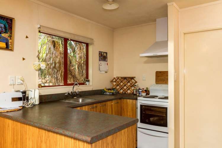 8 Paramu Avenue Birkdale_13