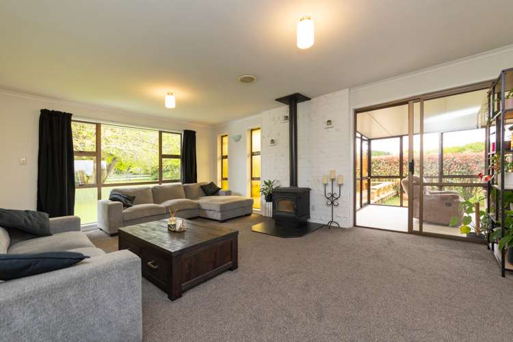 76 Watershed Road Bunnythorpe_5