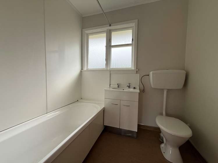 2/24 Newbery Street Opawa_7