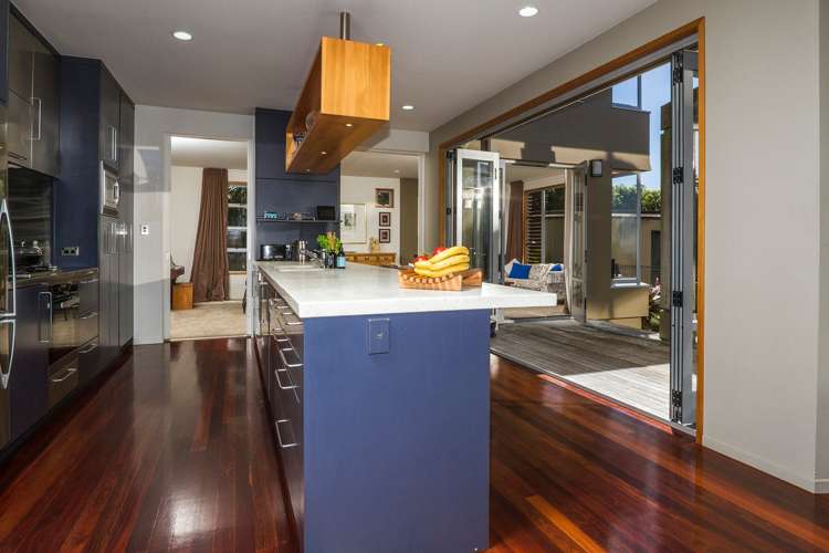 7 Rahopara Street Castor Bay_5