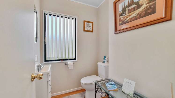 14 Elmslie Place Owhata_12