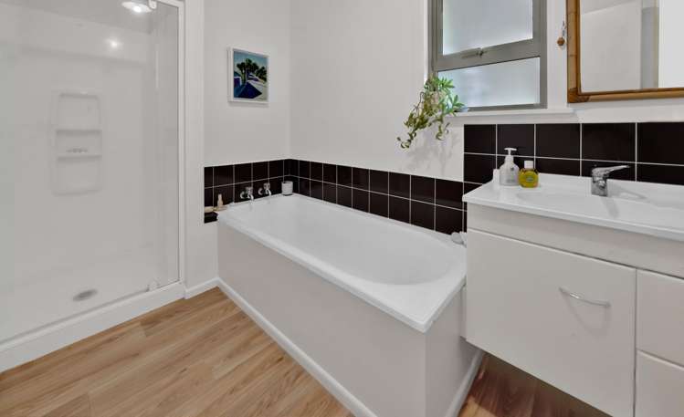 32 Wynyard Street Normanby_24