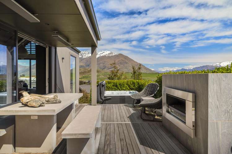 17 Falconer Rise Jacks Point_7