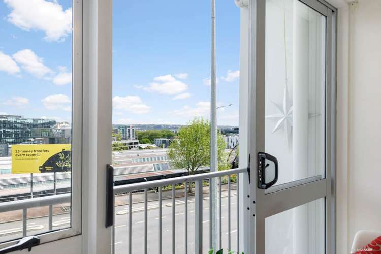 228/72 Nelson Street Auckland Central_6