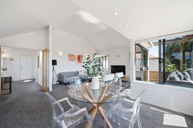 100B Coates Avenue_3