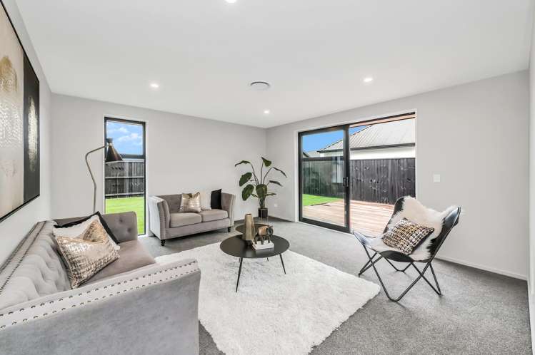 34 Florence Drive Lincoln_14